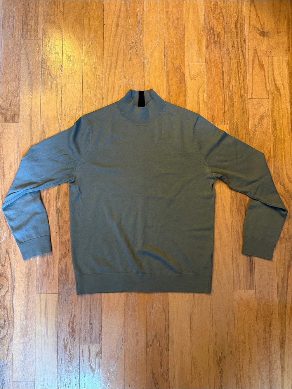 Men's Club Monaco Mock Neck Wool Sweater in Olive Green L